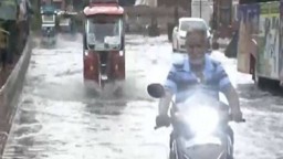 Heavy rain causes severe waterlogging in Amritsar, IMD issues nationwide alert